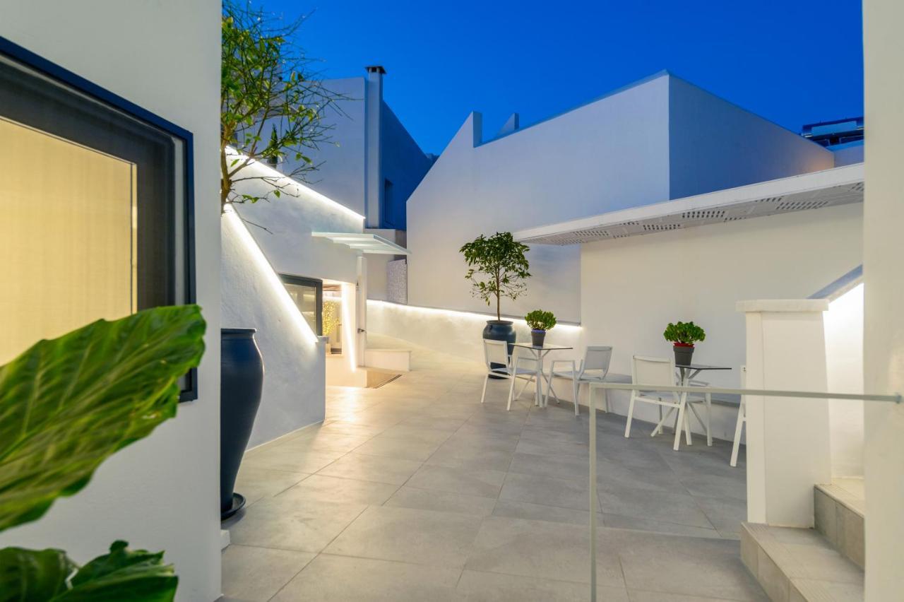 Central Boutique Hotel By Naoussa Hills Adults Only Luaran gambar