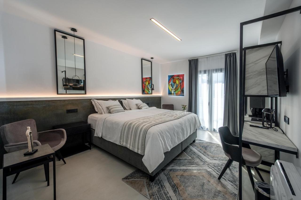 Central Boutique Hotel By Naoussa Hills Adults Only Luaran gambar